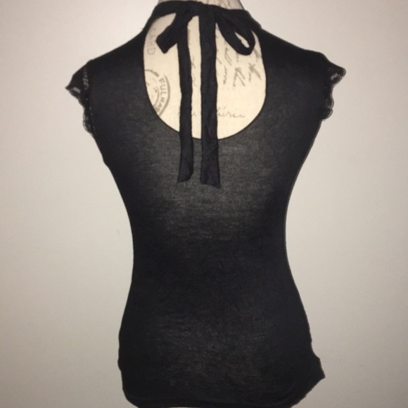 Forever 21 black lace & crinkle tie back top - Picture 5 of 8